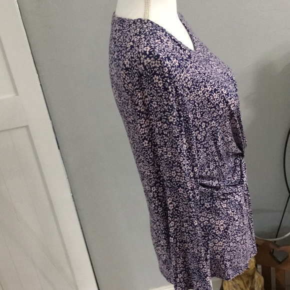 Juicy Couture crisscrossed front, size large - Picture 6 of 10